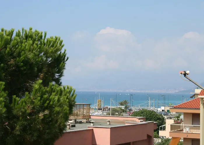 Rosalia بورديغيرا