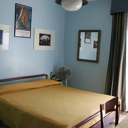 Rosalia בורדיגרה